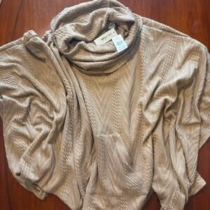 Le Moda Tan Texture Cowl One Size